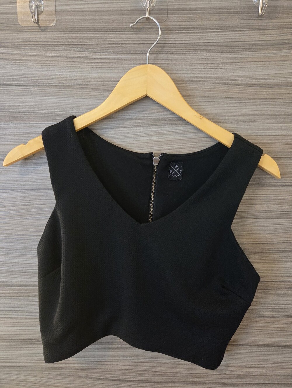 Textured Black V-Neck Sleeveless Crop Top